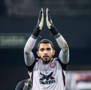 De volta ao time, Lucas Arcanjo garante foco total e projeta semifinal: "O mais importante é ajudar o Vitória"