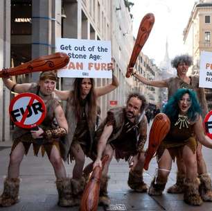 Ativistas pressionam Semana de Moda de Milão a banir peles das passarelas