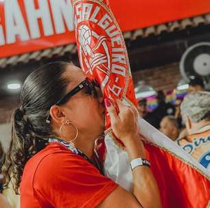 Após gabaritar notas no carnaval, porta-bandeira é alvo de comentários machistas ao anunciar saída do Salgueiro