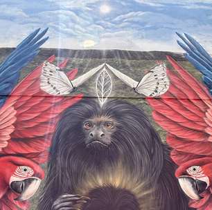 Mural celebra o mico-leão-preto em cidade que abriga 65% da espécie