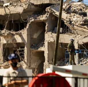 Israel lança novos ataques e Irã retalia morte de líder supremo; veja vídeo