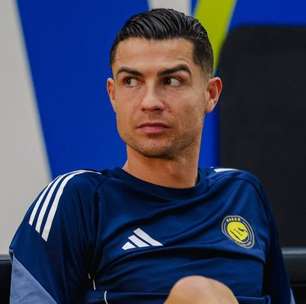 Cristiano Ronaldo sofre lesão na coxa e vira desfalque no Al-Nassr
