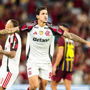 Flamengo aplica goleada histórica sobre o Madureira e vai à final do Carioca