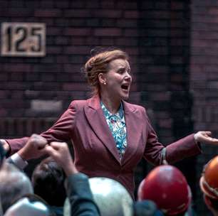 A Netflix estreia uma série ambientada na Europa dos anos 70 com um enredo tão impactante que cancelei todos os meus planos para o fim de semana