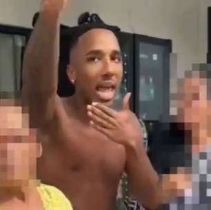 Influenciador interrompe pregação e confronta pastora após fala sobre mulher trans: "Desrespeito"