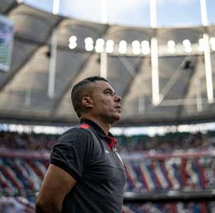 Após perder o título para o Bahia, Jair Ventura faz forte desabafo sobre atuação do Vitória: "Lamber as feridas"