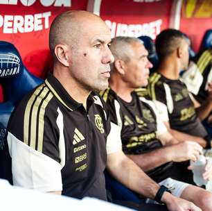 Leonardo Jardim destaca força do elenco e elogia atuação do Flamengo na final