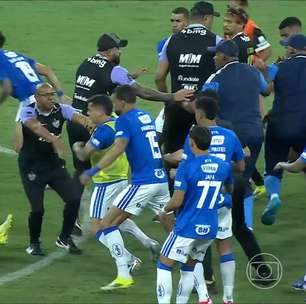 Árbitro aplica número recorde de cartões vermelhos em final entre Cruzeiro e Atlético-MG