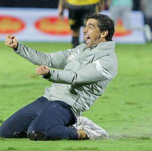 Abel Ferreira se torna o maior técnico da história do Palmeiras com 11 títulos