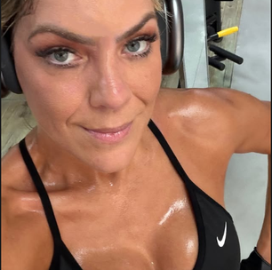 Renata Fan surge suada após treino intenso e destaca musculação caprichada