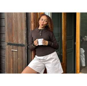 A Adidas arrasa com seus novos tênis Superstar na cor waffle belga: eles abandonam a ideia normal de tênis esportivos e são puro luxo old money