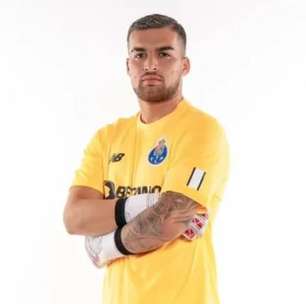 Goleiro ex-Porto é detido após operação contra tráfico em Portugal