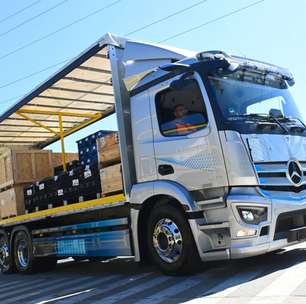 Mercedes usa caminhões elétricos na logística de São Bernardo