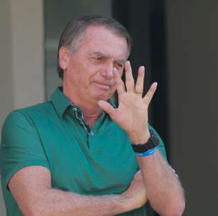 Bolsonaro segue sem previsão de deixar a UTI, diz novo boletim médico