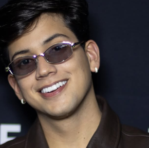 Quem é Léo Foguete: atração do BBB 26 que estourou aos 21 anos