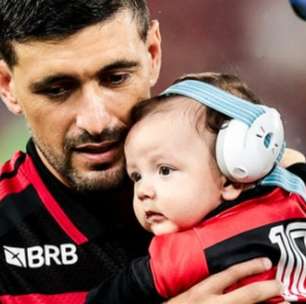 Arrascaeta realiza sonho com o filho, e Milano recebe homenagem do Maracanã; veja