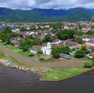 O que fazer em Paraty: dicas de praias, ilhas, passeios no centro histórico e mais