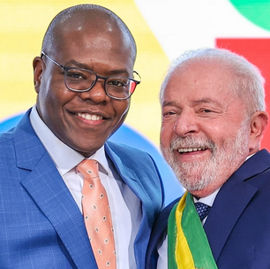 PGR denuncia Silvio Almeida, ex-ministro de Lula, por importunação sexual contra Anielle Franco