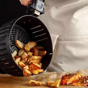 Air fryer engordurada? Veja como limpar de forma fácil e rápida