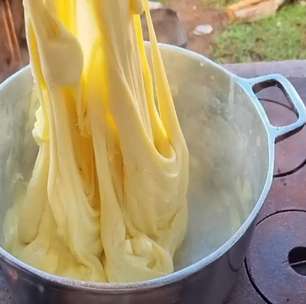 Mussarela caseira: aprenda como fazer um queijo econômico, que rende bastante e fica incrível