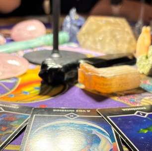 Entre Oráculos &amp; Vinhos: evento une autoconhecimento e gastronomia em SP