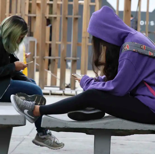 Quase 30% dos estudantes brasileiros relatam ter sofrido bullying duas ou mais vezes na escola