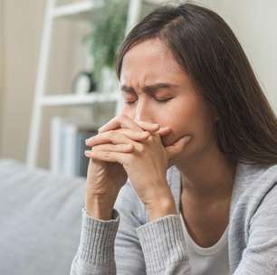 Dor todos os dias? Entenda a ligação silenciosa com ansiedade e depressão