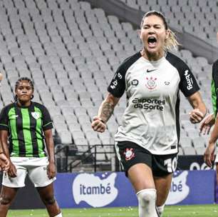 Gabi Zanotti reencontra protagonismo ofensivo e participa de três gols em um jogo após cinco meses