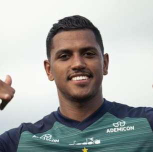 Pedro Rocha 'abre treinos' do Coritiba em pausa da Data FIFA e comenta alvo principal