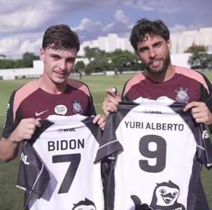 WSL presenteia jogadores do Corinthians com lycras personalizadas após visita a clube de surfe