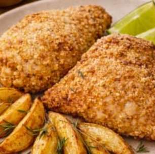 Frango empanado crocante na airfryer sem glúten e sem fritura