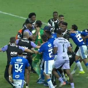 Goleiro do Atlético aciona Justiça contra organizada do Cruzeiro por uso indevido de imagem