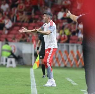 "Erros individuais": técnico do Inter desabafa após novo tropeço e liga alerta no Brasileirão