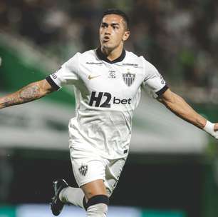 Atlético-MG goleia e joga a Chapecoense no Z4