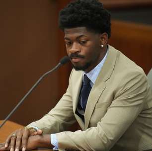 Lil Nas X recebe encaminhamento para tratamento de saúde mental em caso de agressão pela polícia de Los Angeles: 'Estou muito bem'