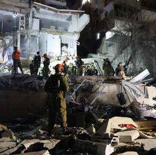 Israel sofre ataque massivo de drones e mísseis lançados pelo Irã e pelo Hezbollah libanês
