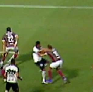 CBF divulga VAR que anulou gol do Fluminense por falta no início da jogada contra o Coritiba