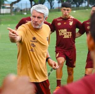 Odair tem marco no Athletico-PR e mostra serviço com tempo: "Desde Tiago Nunes"