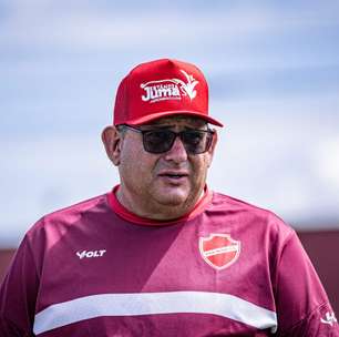 "Só 30 minutos?! Guto revela bastidores no Vila Nova e critica falta de treino