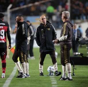 Leonardo Jardim explica como "driblou" a altitude em vitória do Flamengo