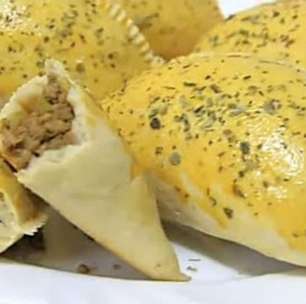 Massa de 2 ingredientes: aprenda a fazer um salgado delicioso, muito econômico e rápido