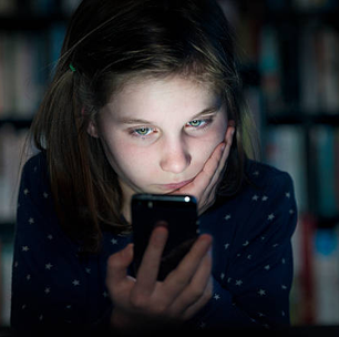 Uso de smartphones está associado à depressão, obesidade e falta de sono em pré-adolescentes