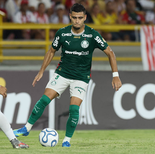Palmeiras leva gol no início e fica no empate na estreia da Libertadores