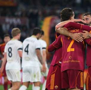 Holandês faz hat-trick, e Roma vence o Pisa com tranquilidade pelo Italiano