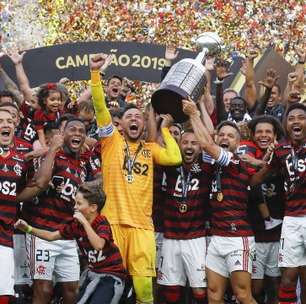 Ídolos do Flamengo de 2019 se reencontram e comovem a massa rubro-negra