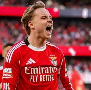 Benfica vence Nacional na Luz e renova esperanças antes do dérbi