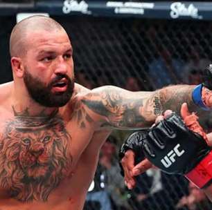 Recorde nos pesados! Round com menos golpes de Hokit x Blaydes supera total da luta de Johnny Walker no UFC 327