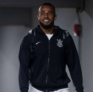 Corinthians confirma reintegração de meio-campista após período afastado