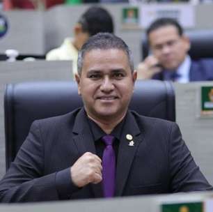 Daniel Vasconcelos volta à Câmara de Manaus após mudança na bancada do Republicanos