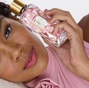 Encontrei na Avon o perfume que minha avó usava nos anos 60 repaginado, e ele se tornou um dos meus favoritos neste Outono